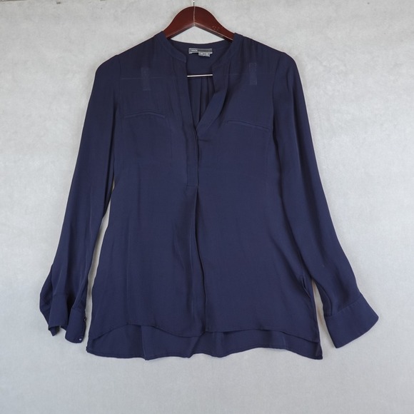 Vince Tops - Vince Silk Top Womens XS Navy Lagenlook Minimalist Core Career